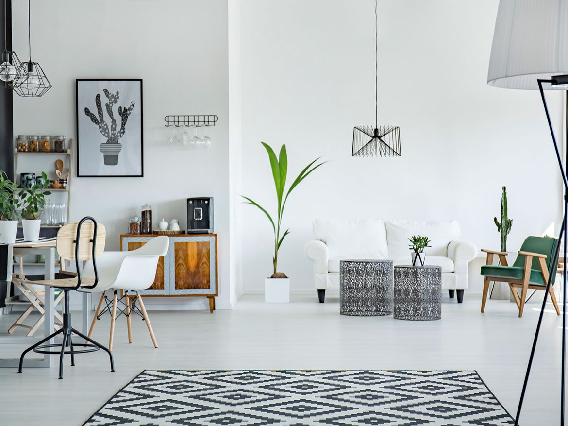 043 Renovated studio