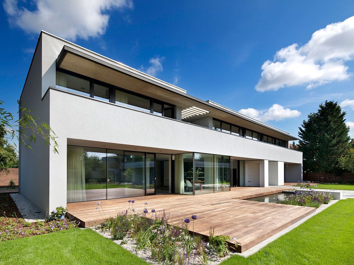 Villa with pool